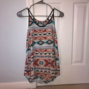 Simple tank top shirt! Beautiful pattern.